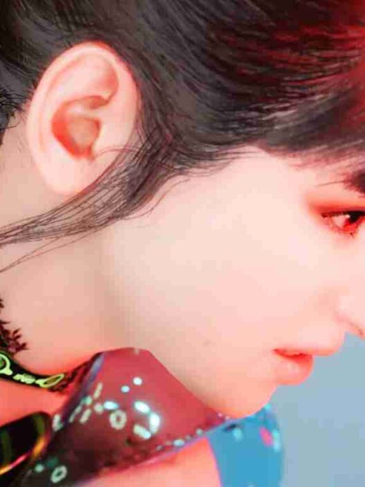 EveBloom is a cinematic ReShade preset for Stellar Blade that enhances lighting and bloom with easy install with Reshade to improves visuals without heavy FPS loss.